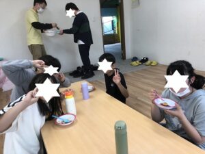 7